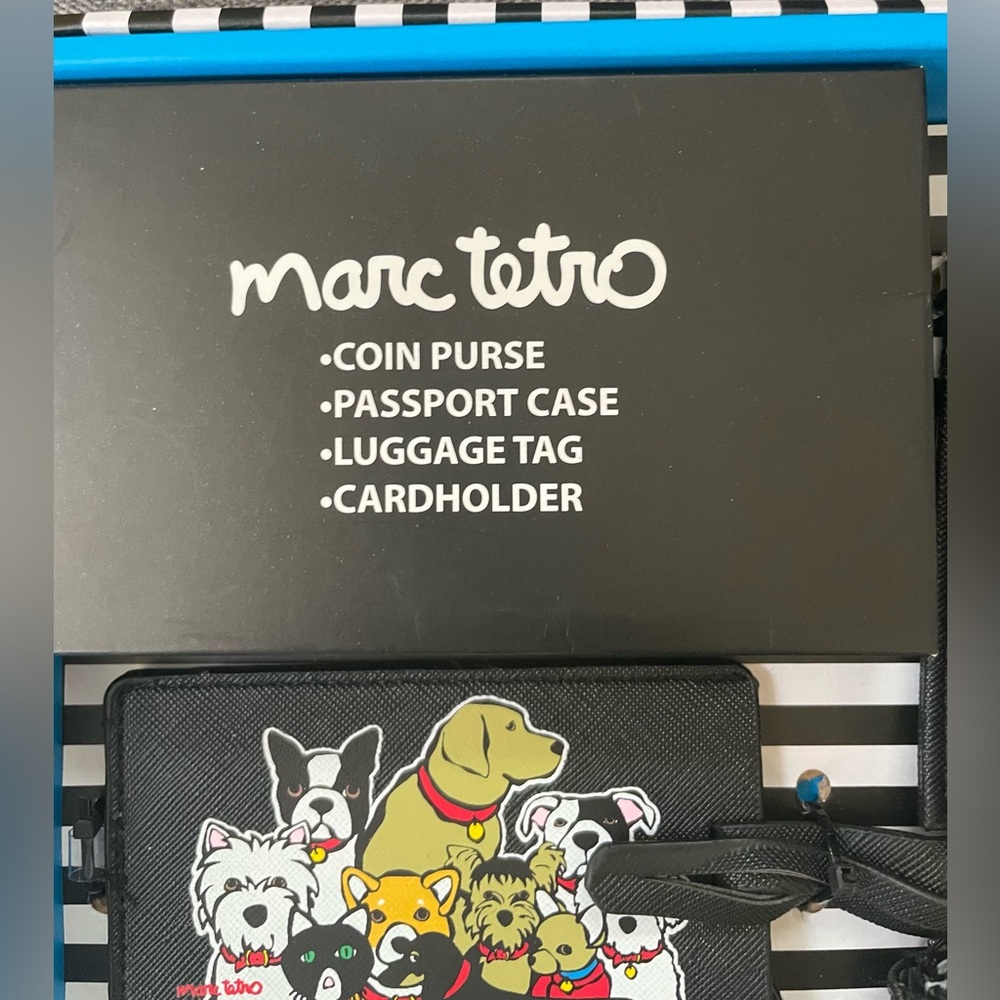 MARC TETRO Dog Print Set Coin Purse, Passport Case, Luggage Tag & Cardholder - Picture 3 of 9